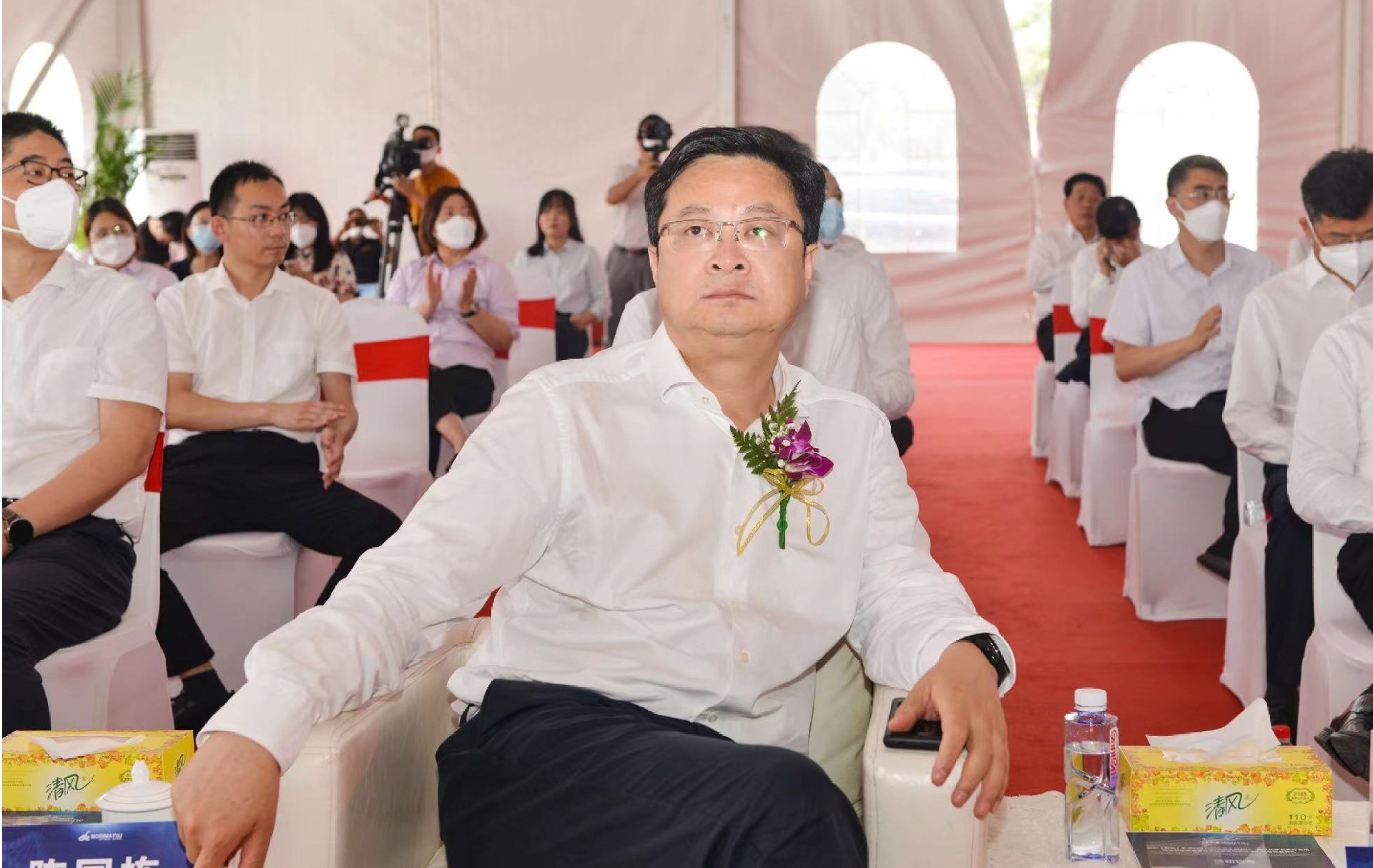 1657677233811300.jpg 1657677233811300.jpg